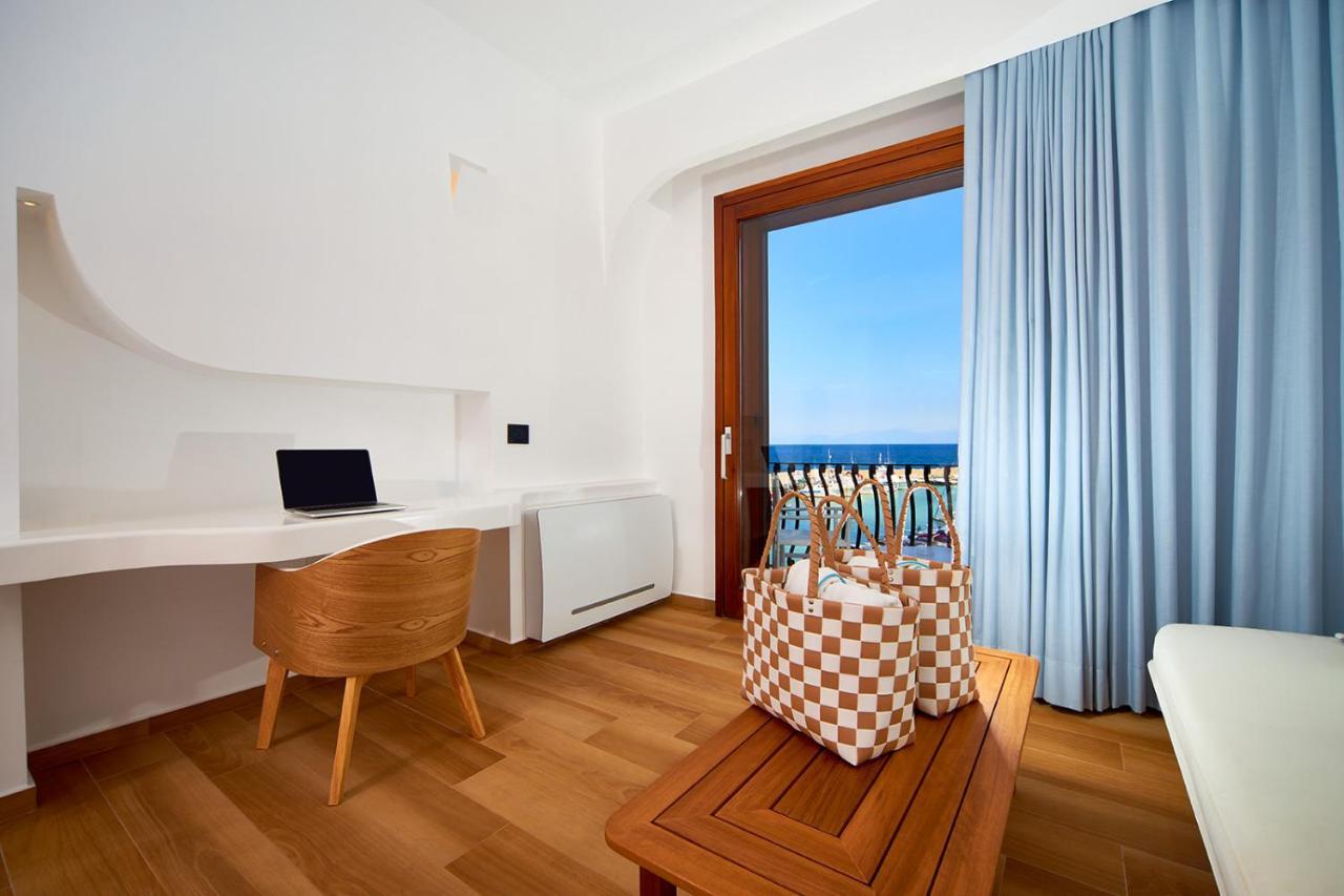 קסטלבאטה Approdo Resort Thalasso Spa מראה חיצוני תמונה